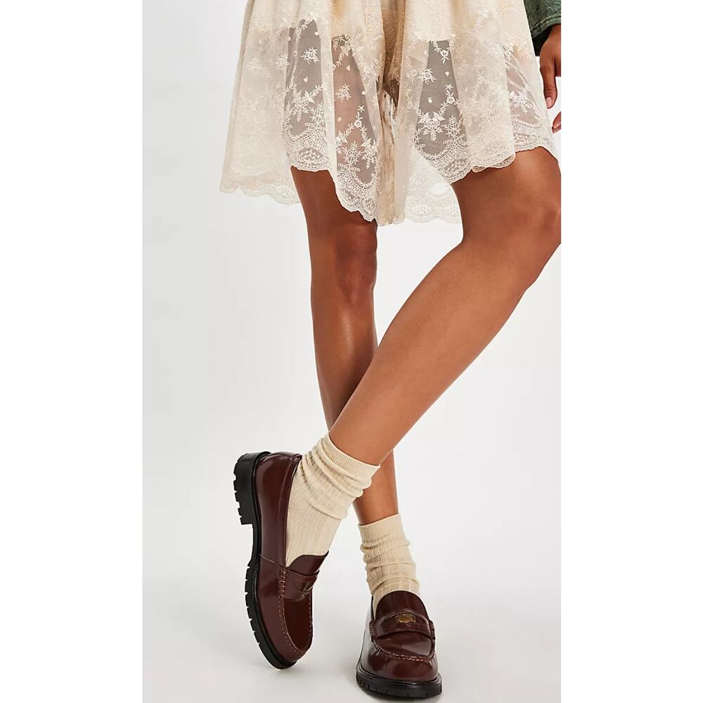 Madden Girl Prep School Slide On Loafer with Pleated Toe Size 9 in Bordeaux Chic